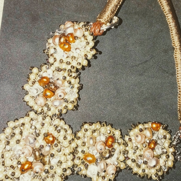 RARE JCREW AUTHENTICSTATEMENT FLOWER NECKLACE - Picture 2 of 2